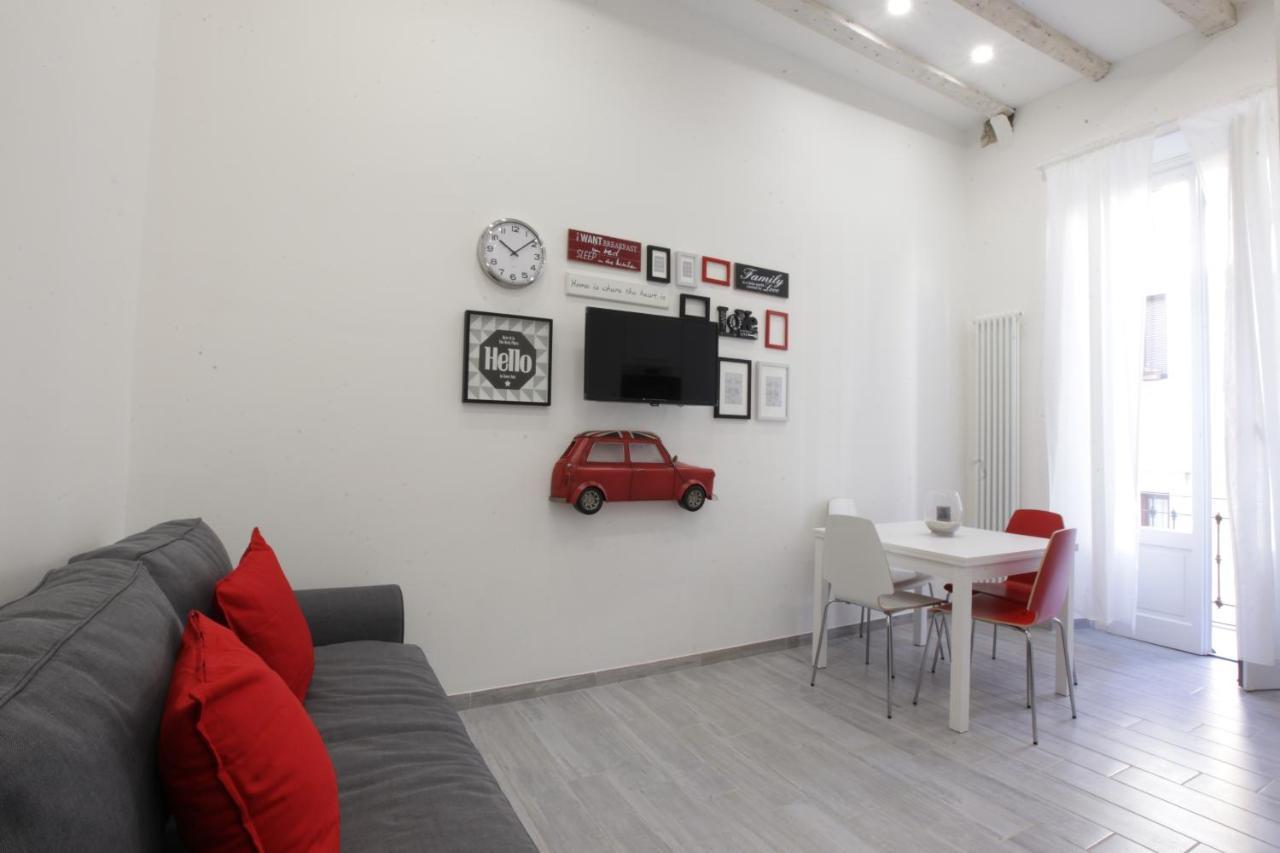 Amazing Apartment In City Center With Balcony Milan Extérieur photo